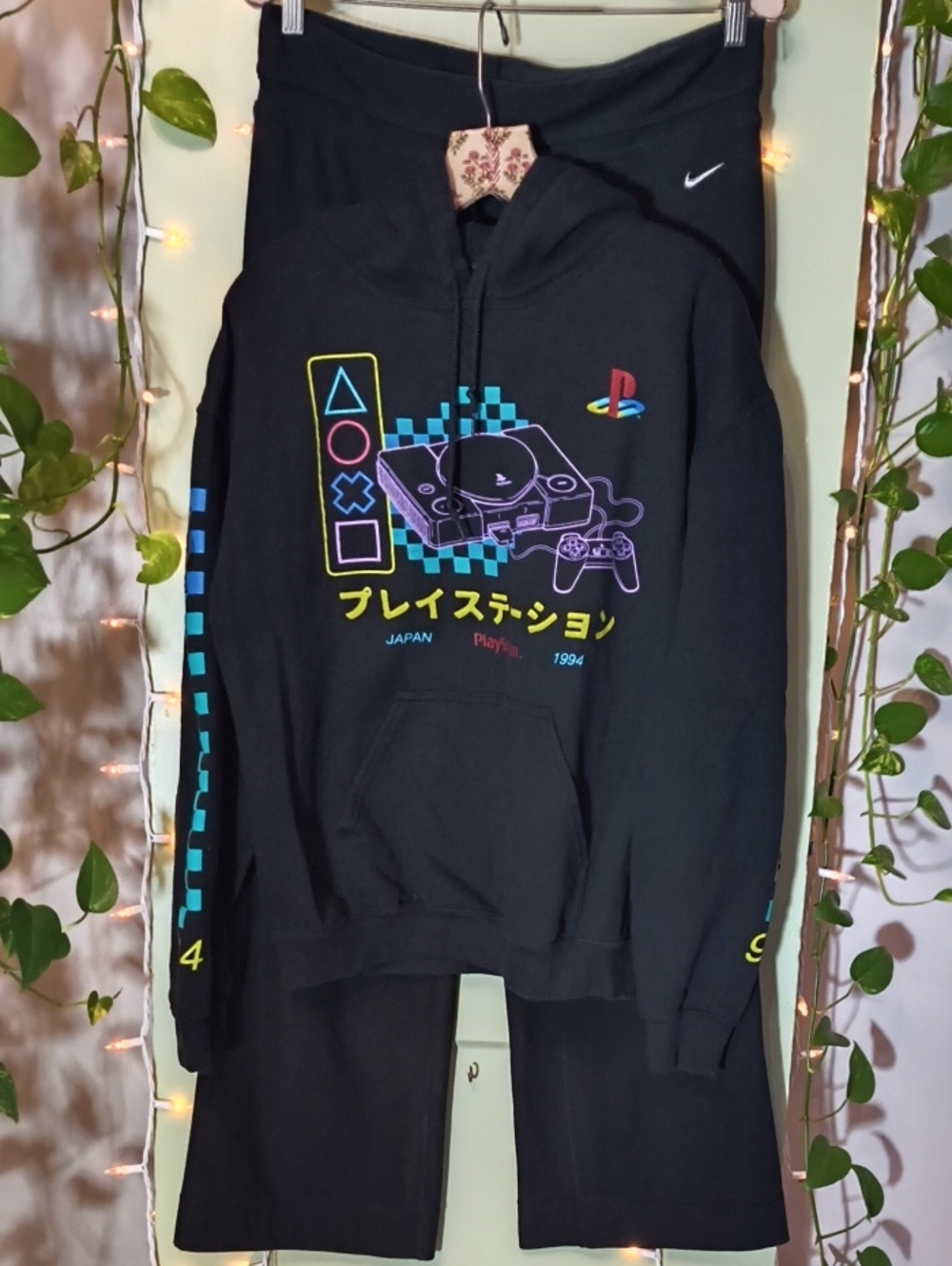 Women's PlayStation Black Aqua Checker Sleeve Console Japan 1994 M - Picture 2 of 10